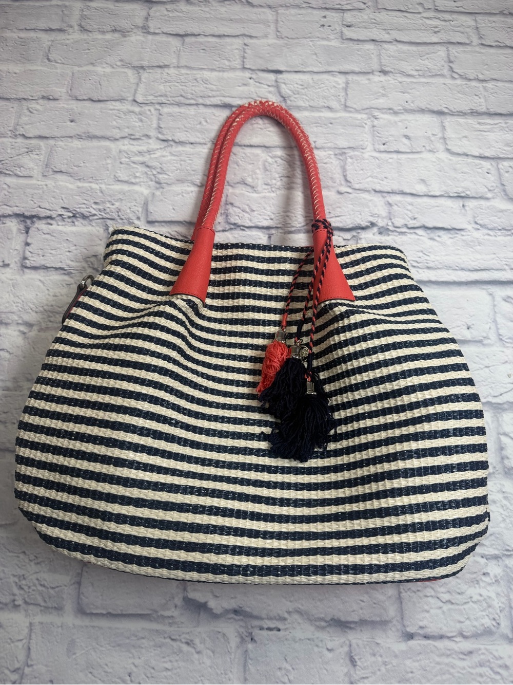 Jessica Simpson Striped Navy & Cream Tote w/ Peach Accents. Cheetah Lining.